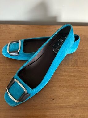 Roger Vivier Turquoise Suede Buckle Flats